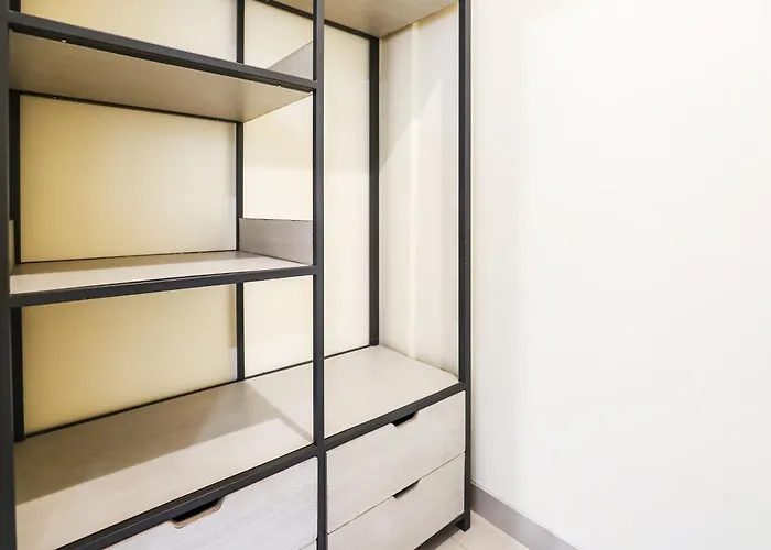 White Blue House - Private Room, Shared Pool And Kitchen - 8 بيت ضيافة أوبود