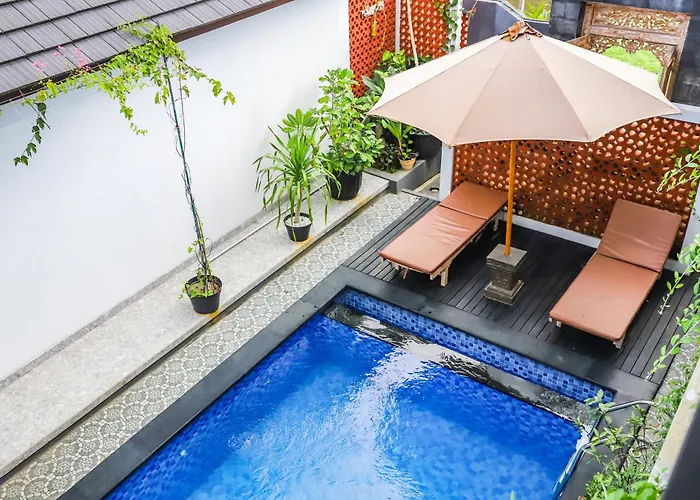 بيت ضيافة White Blue House - Private Room, Shared Pool And Kitchen - 8 أوبود